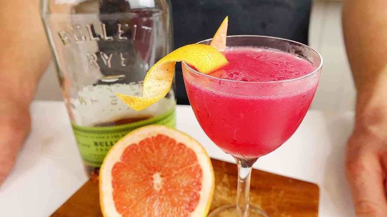 Classic Rye Old Fashioned — Timeless Whiskey Cocktail - Drinks